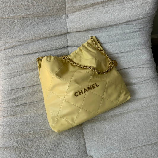 Erika Tote