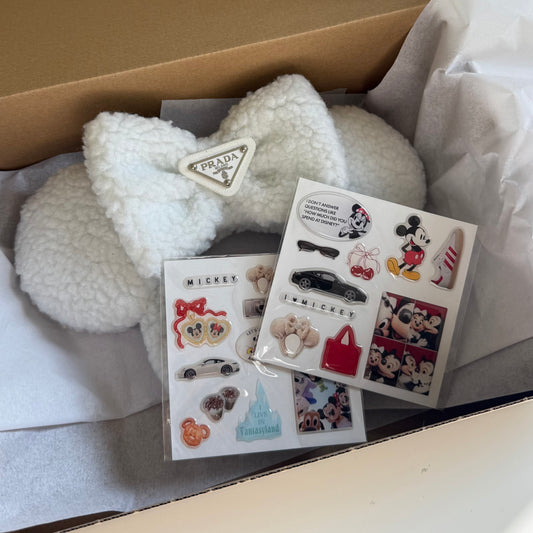 Disney Holiday Bundle