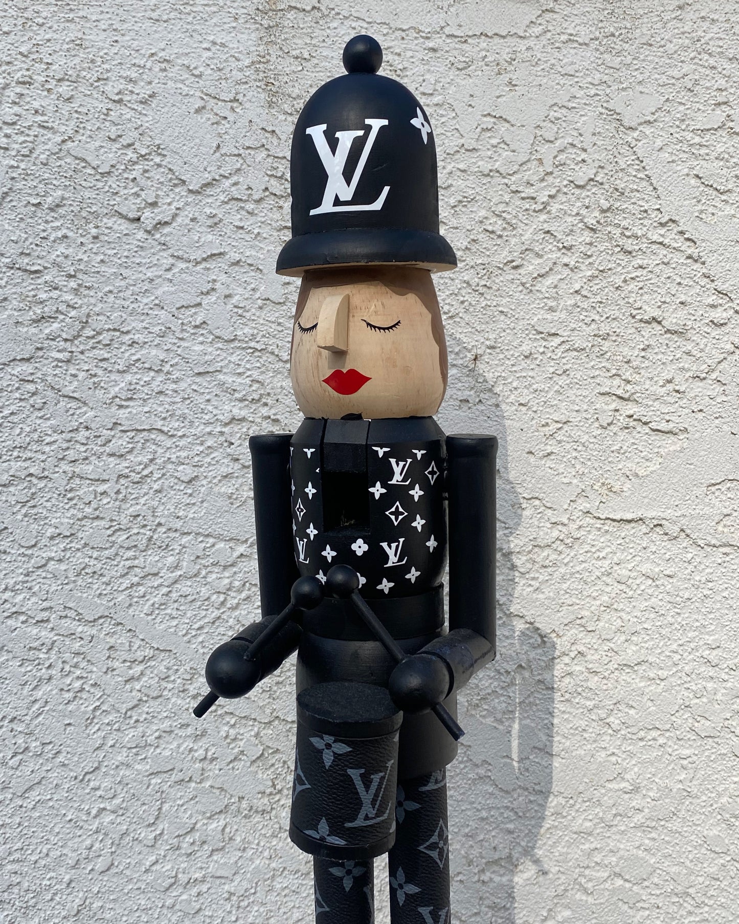 Miss Noir LV